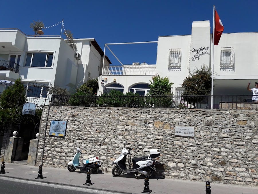 Zeki Muren Arts Museum