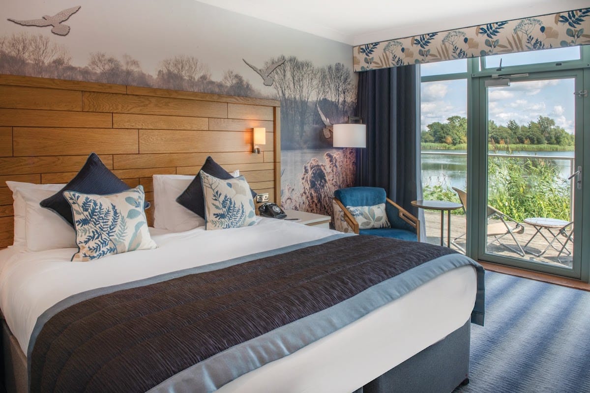 De Vere Cotswold Water Park photo 2