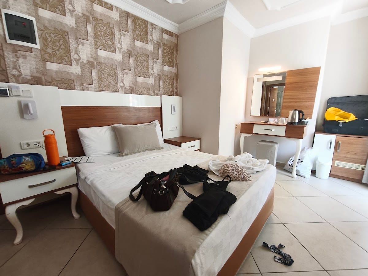 Nicholas Park Hotel photo 2