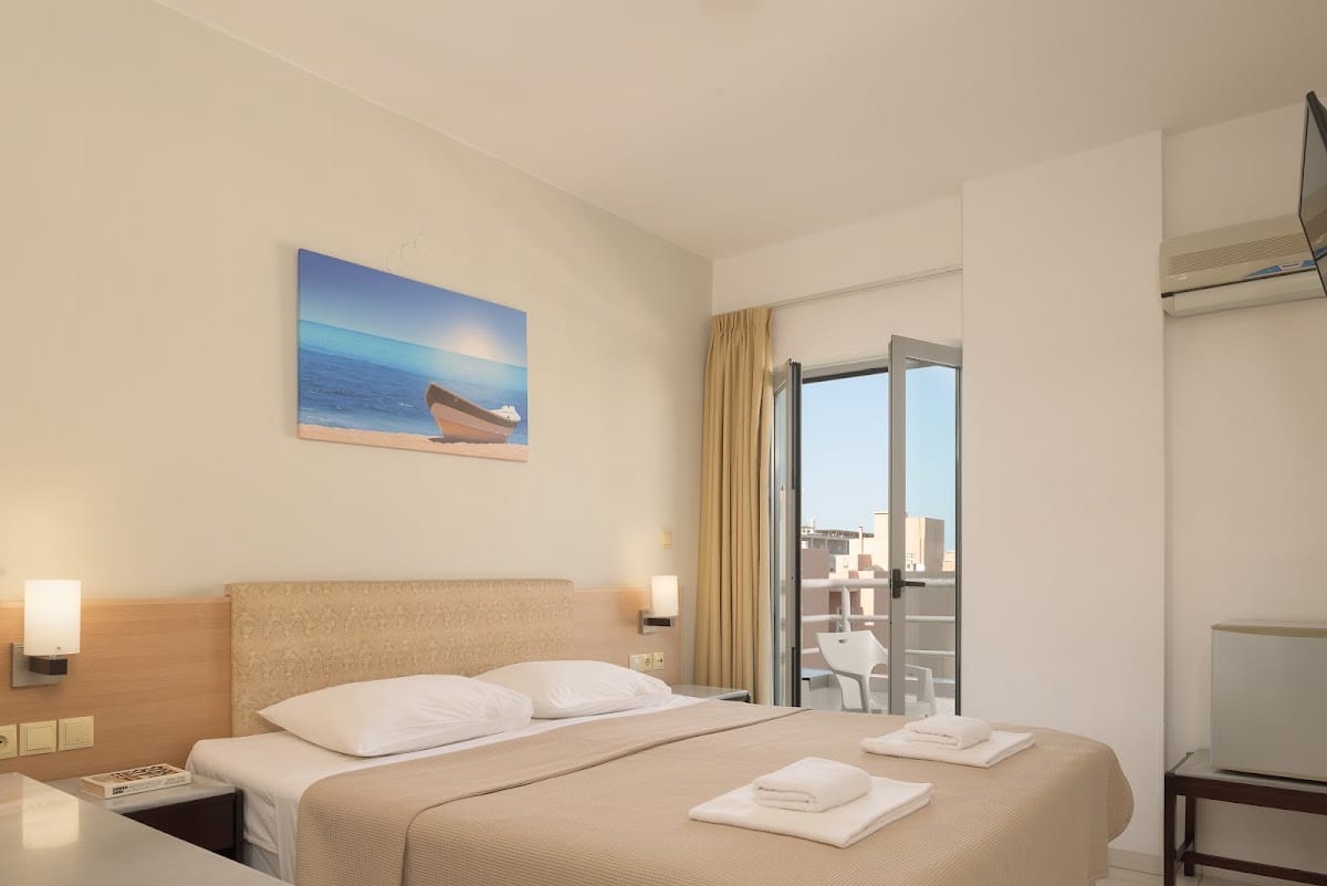 Sergios Hotel photo 2