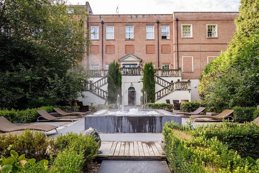 Alexander House & Utopia Spa