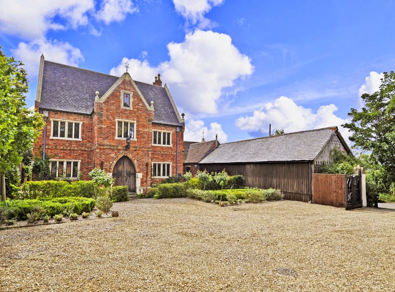 Manor Court