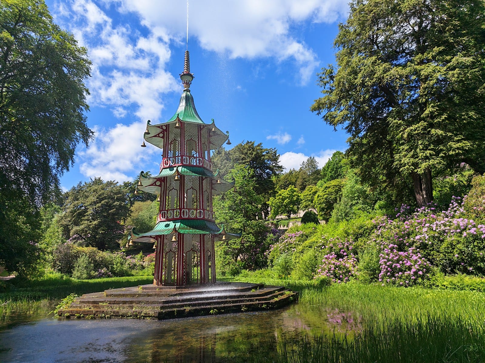 Alton Towers Tickets: What to Know Before You Go — photo