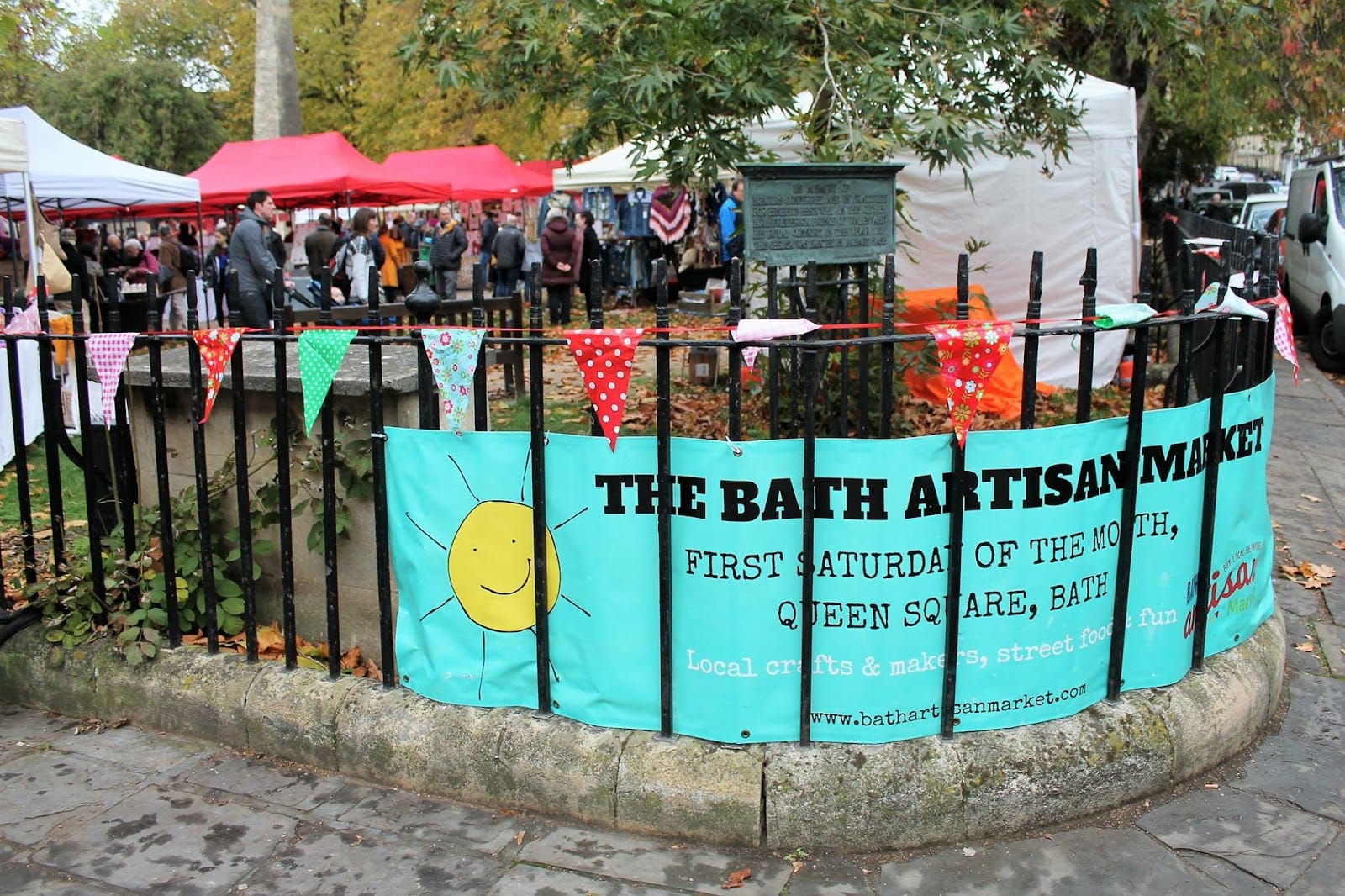 Bath Christmas Markets: Where to Go & Stay — photo