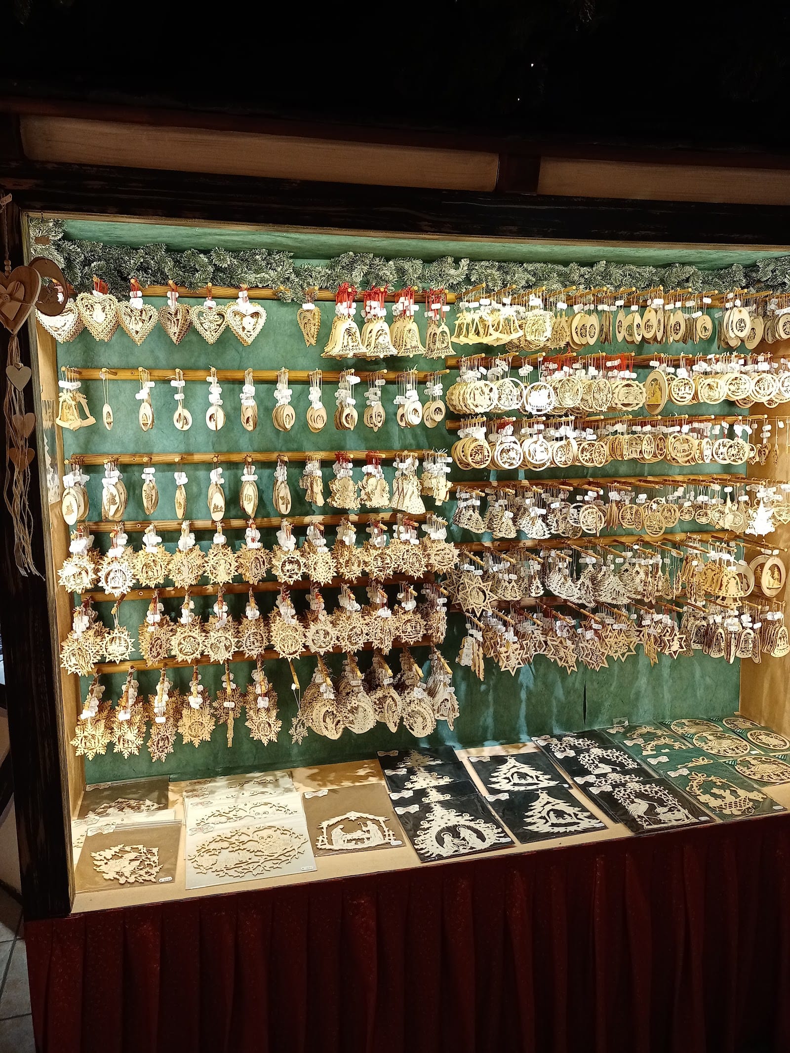 Christmas Markets in Strasbourg: Where to Go & Stay — photo