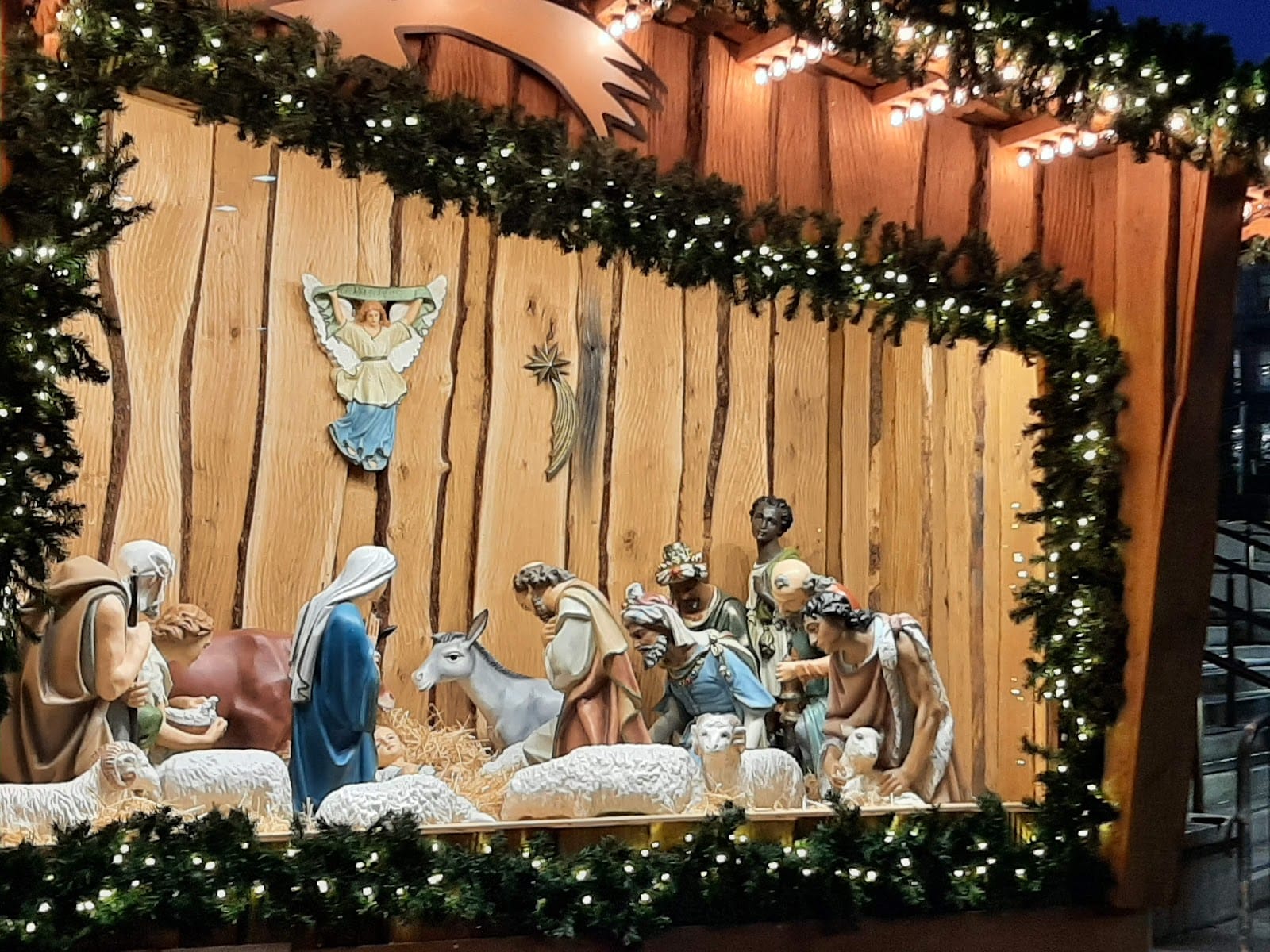 Birmingham Christmas Markets: Where to Go & Stay — photo