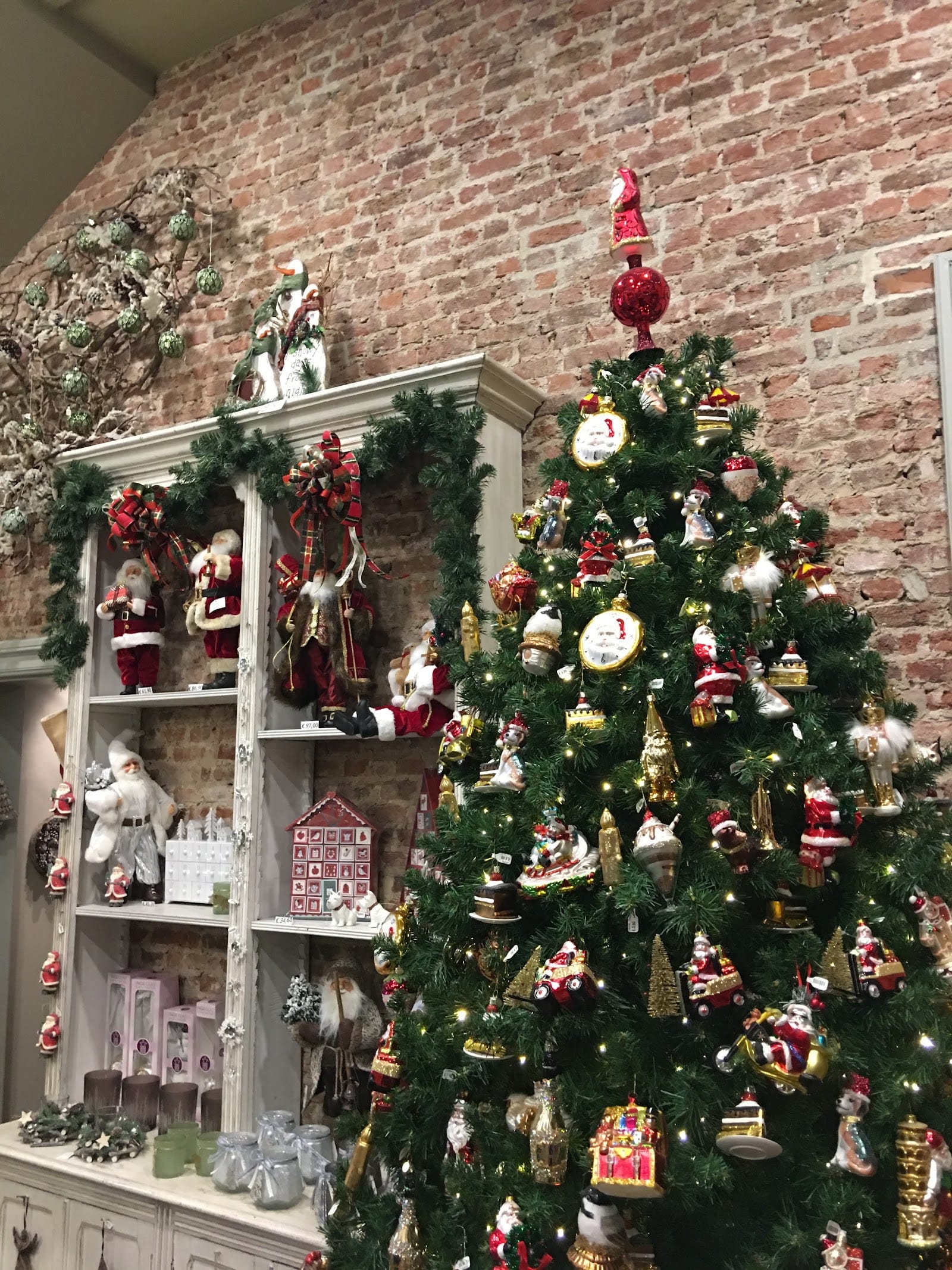 Bruges Christmas Markets: Where to Go & Stay — photo