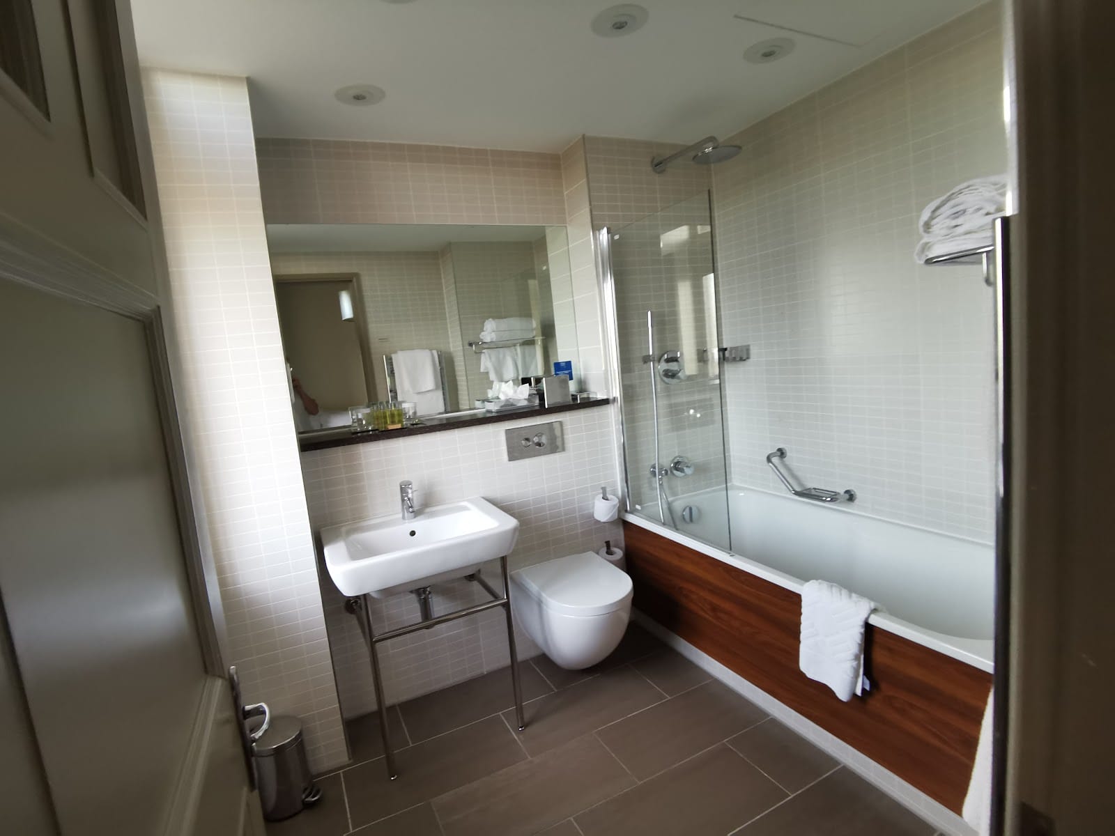 Where to Stay in Harrogate: Best Areas & Hotels — photo