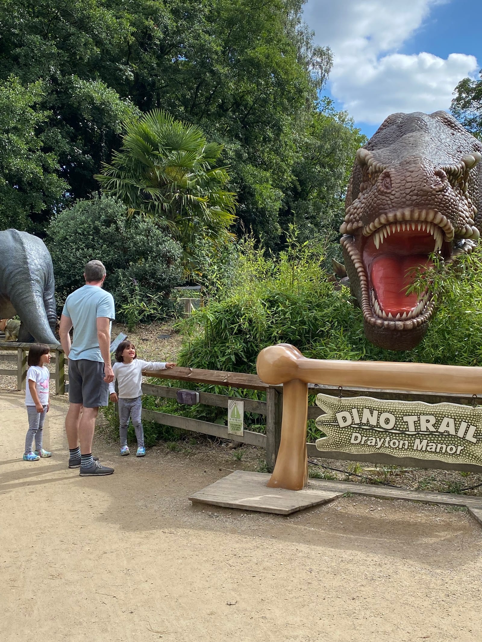 Drayton Manor Tickets: What to Know Before You Go — photo