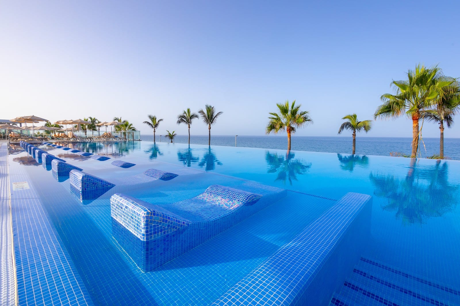 Winter Sun in Gran Canaria: Weather, Areas & Hotels — photo