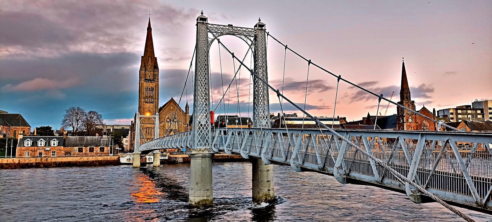 Loch Ness, Inverness: Free to Visit + Tours & Cruises — photo