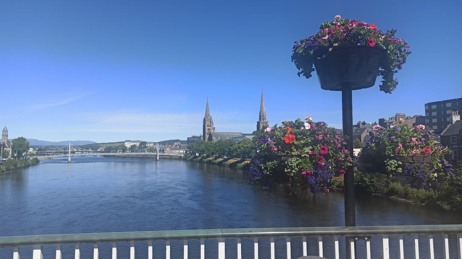 Loch Ness, Inverness: Free to Visit + Tours & Cruises — photo
