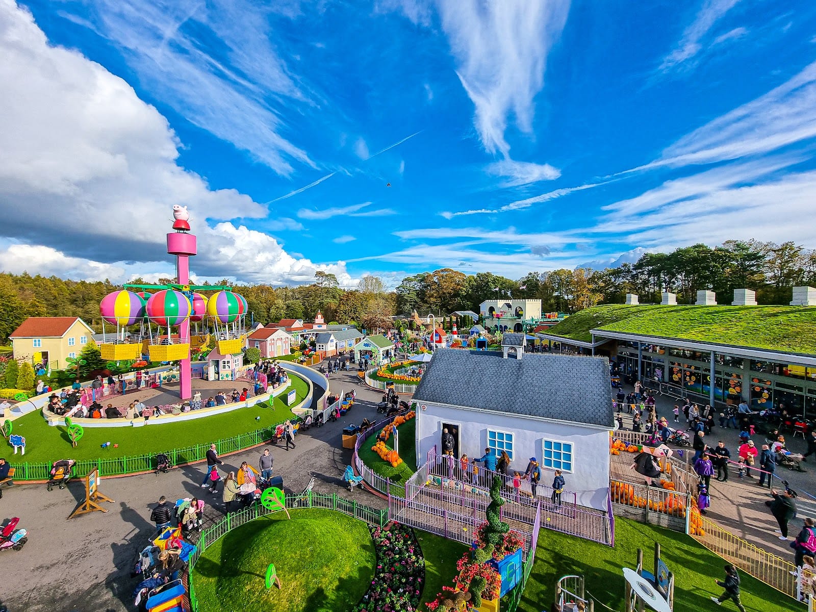 Paultons Park & Peppa Pig World Tickets: What to Know — photo
