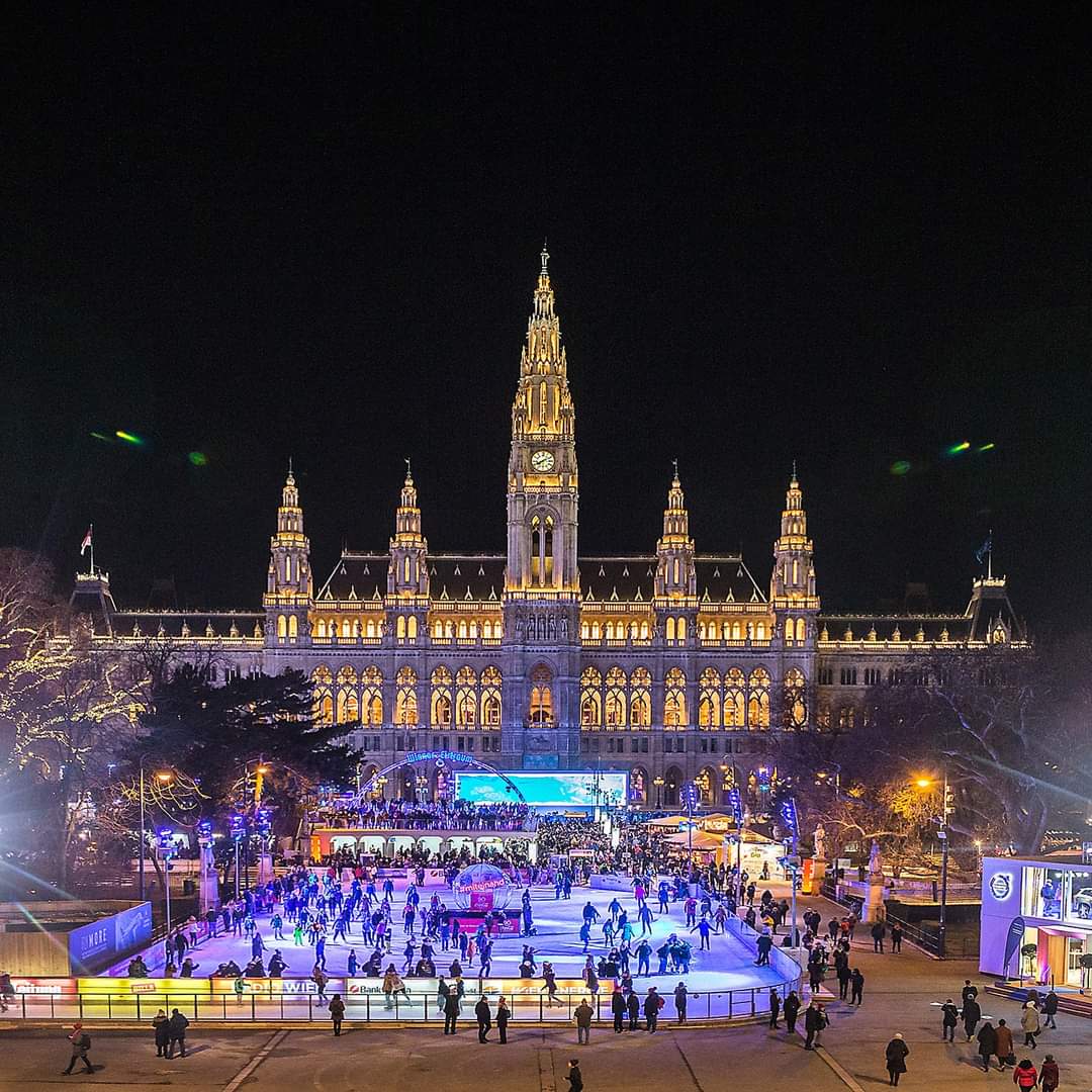 Vienna Christmas Markets: Where to Go & Stay — photo