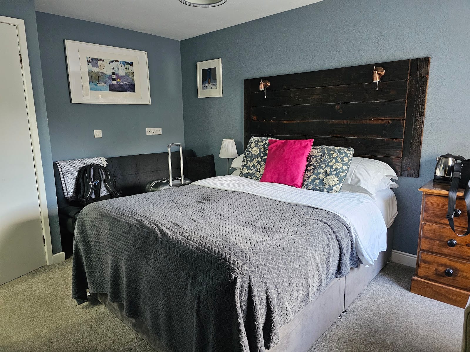 Where to Stay in Newquay: Best Areas & Hotels — photo