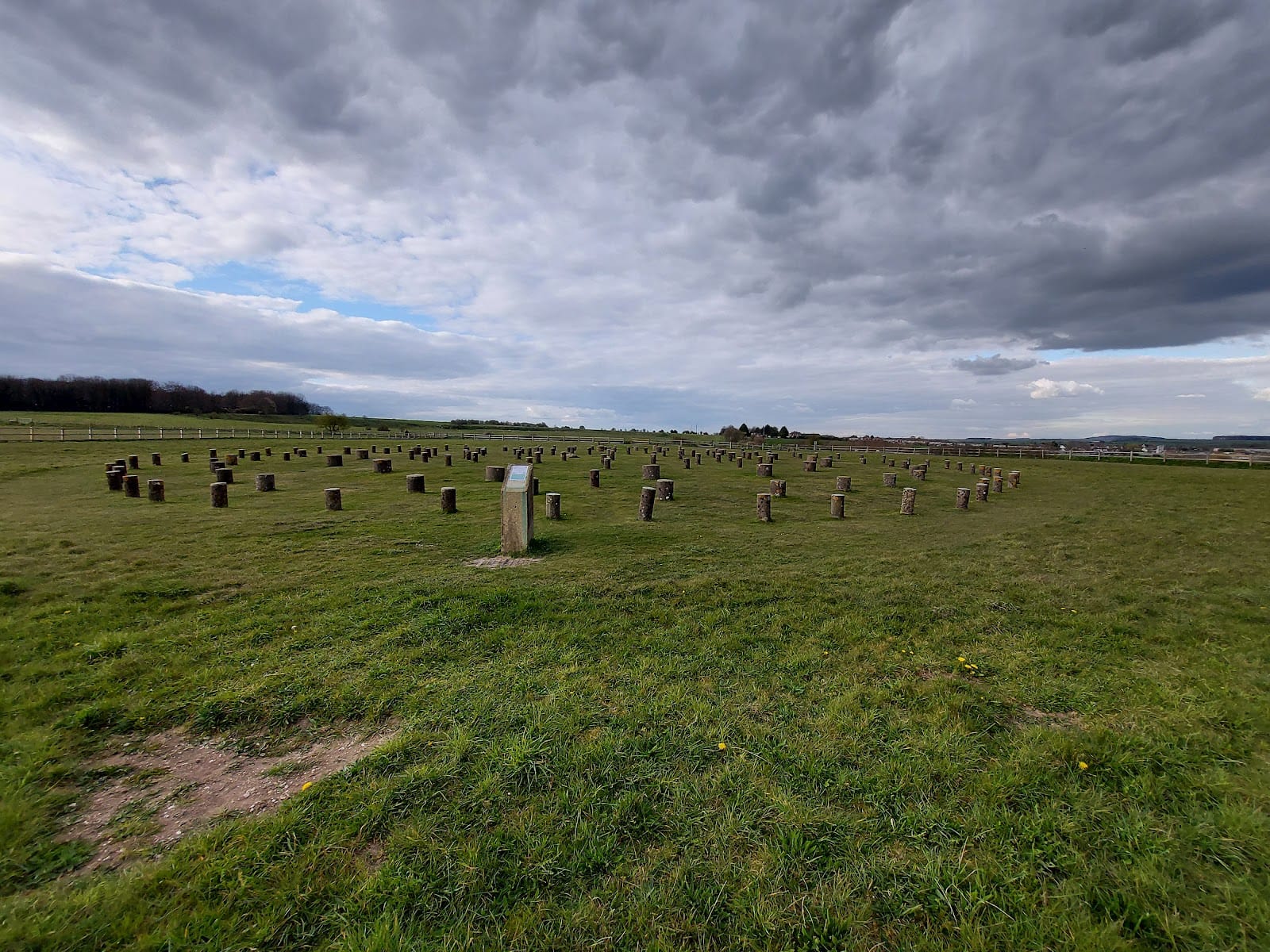 Stonehenge Tickets & Visiting: What to Know — photo