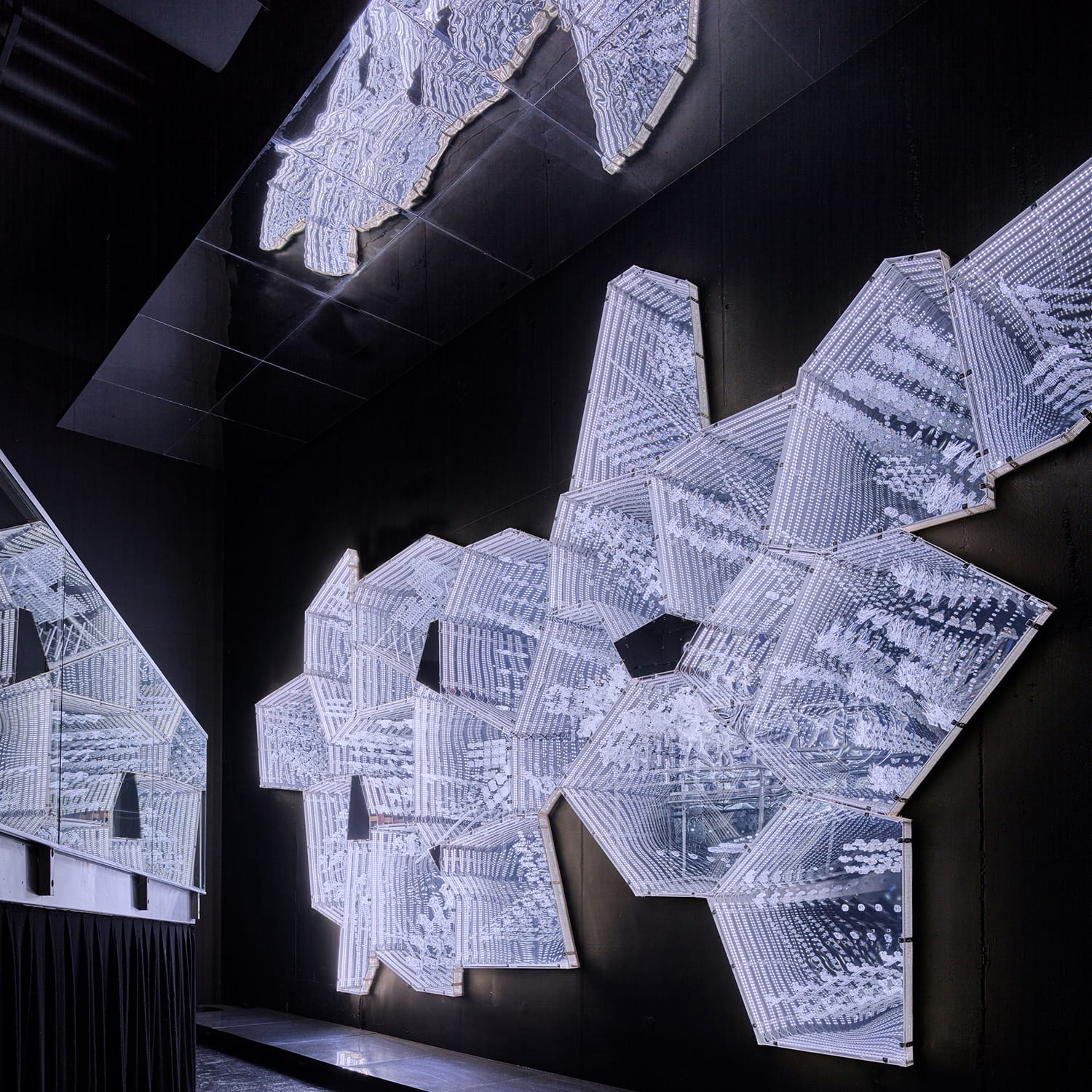 Swarovski Crystal Worlds Wattens: Tickets & What to Know — photo