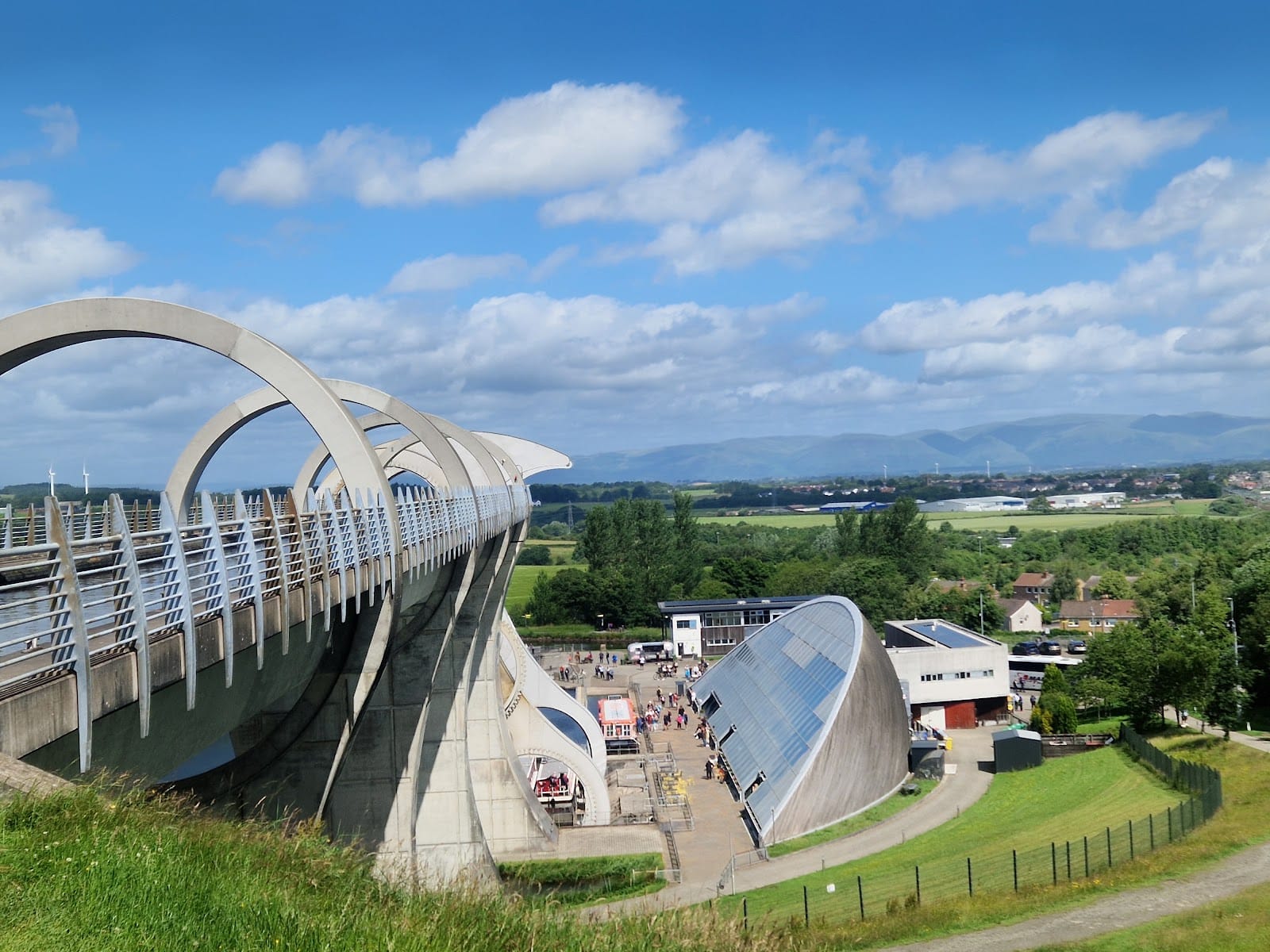 Falkirk Wheel Tickets & Boat Trip: What to Know — photo