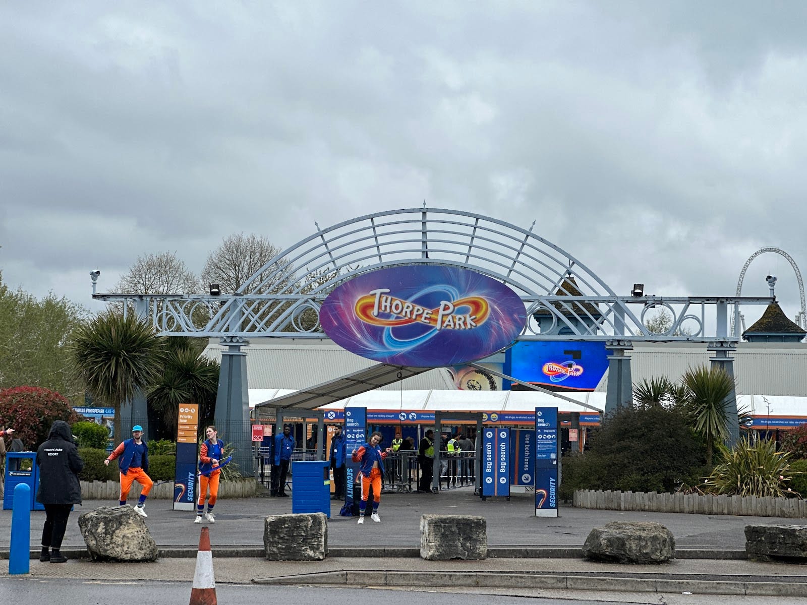 Thorpe Park Tickets: What to Know Before You Go — photo