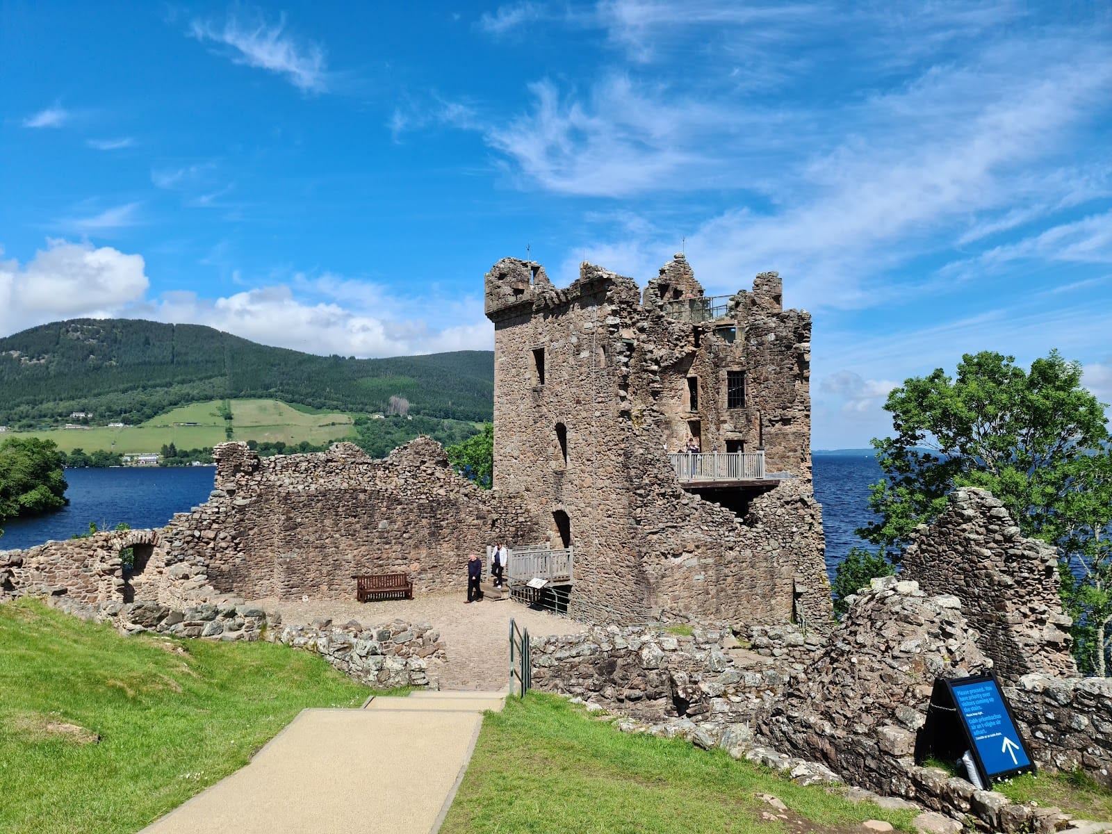 Urquhart Castle Loch Ness: Tickets & What to Know — photo