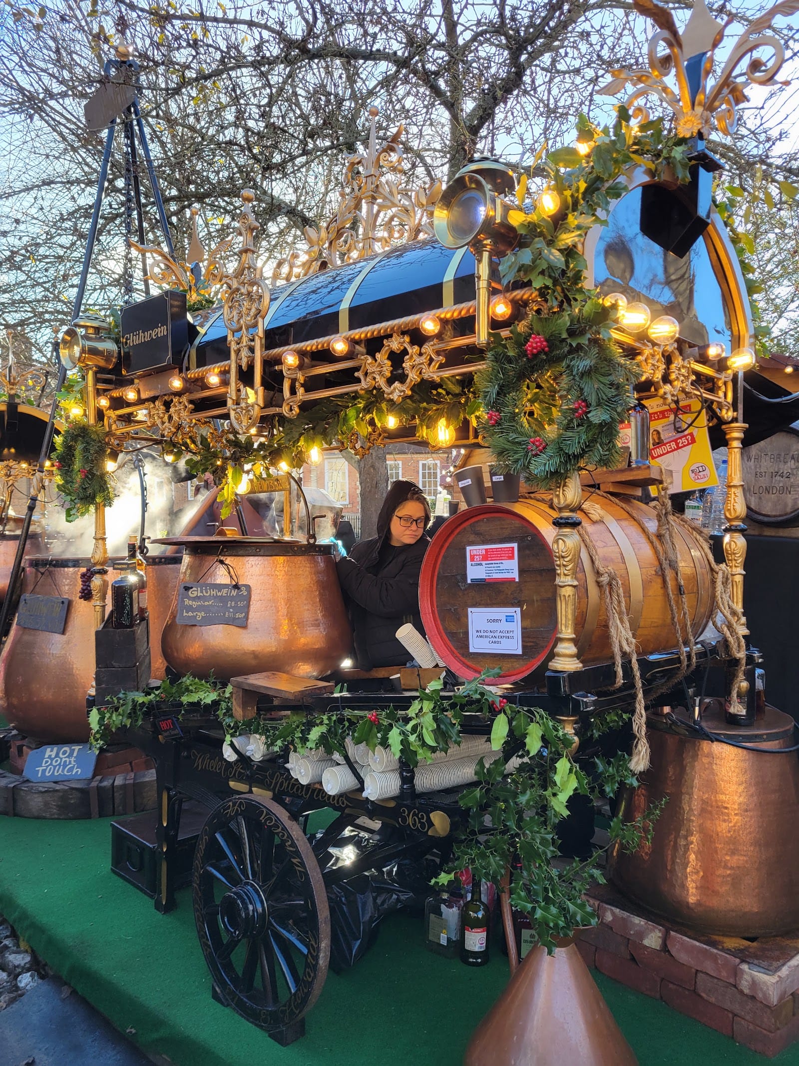 Winchester Christmas Markets: Where to Go & Stay — photo
