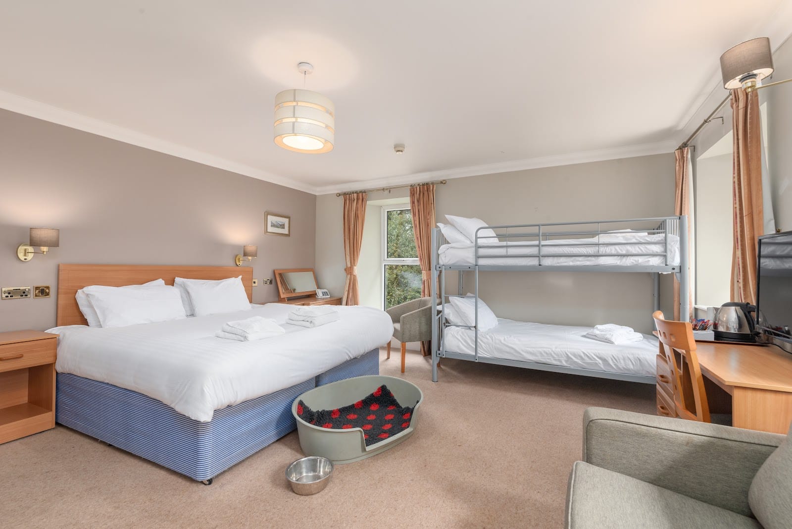 Where to Stay in Windermere: Best Areas & Hotels — photo