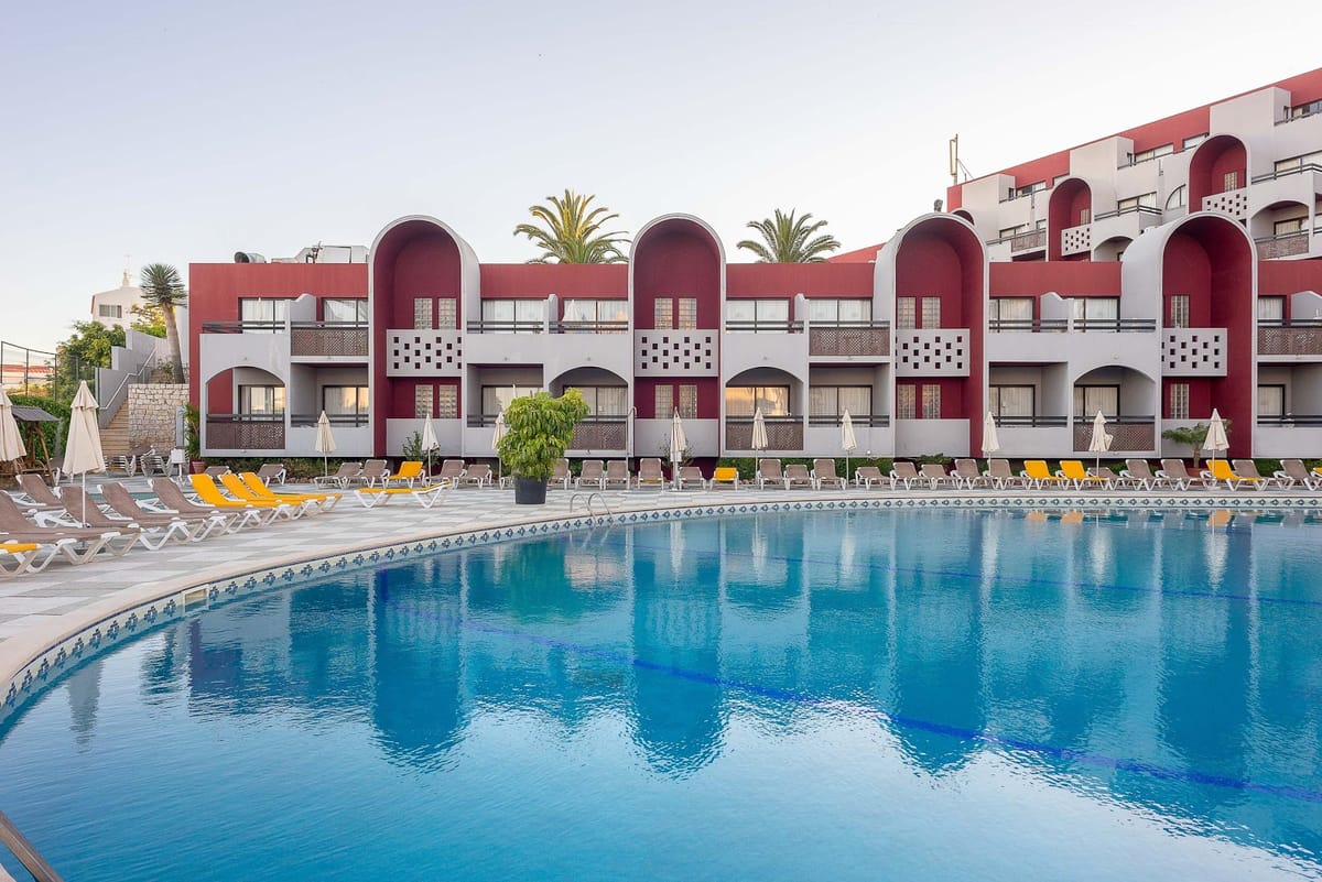 4★ Muthu Oura Praia Hotel Algarve break