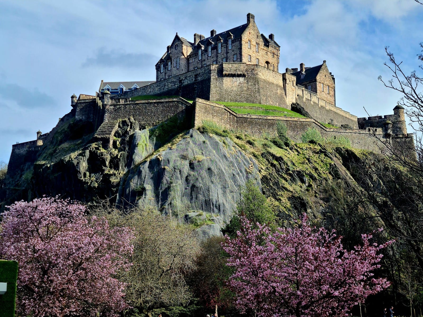 Edinburgh Castle Tickets: What to Know Before You Go