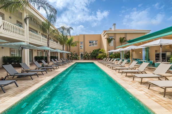 Five-star Costa Blanca beachfront, flights and B&B
