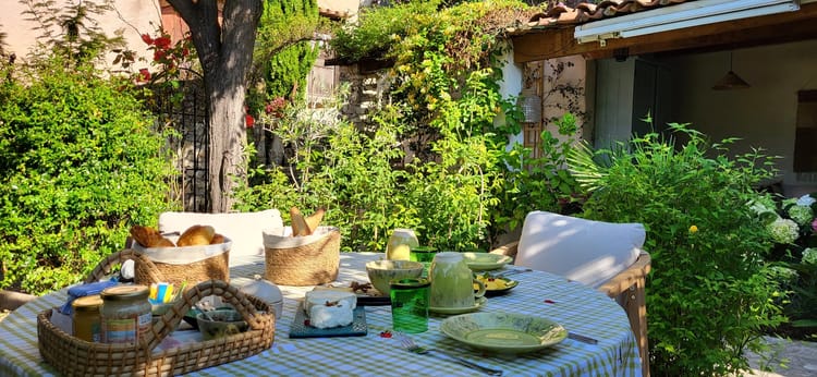 Charming Provence house weekend break at £564pp