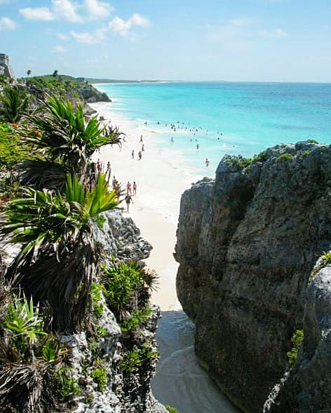 Mexico holidays: beaches and fascinating history