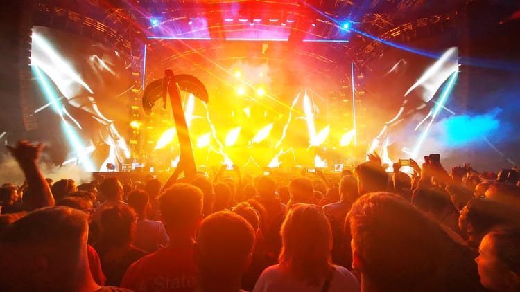 Tiësto returns to Silverworks Island for landmark London sunset
