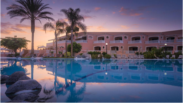 Winter sun on a budget: cheapest warm escapes Nov–Feb 2026