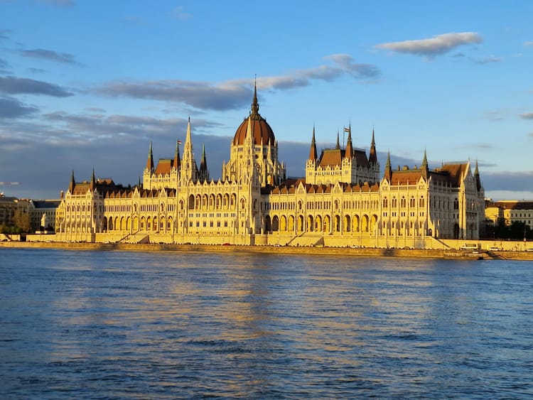 Hungarian Parliament Building Tickets: What to Know