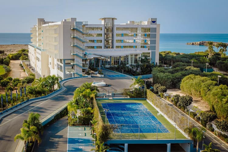 Winter Sun in Cyprus: Weather, Areas & Hotels