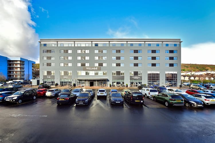 Where to Stay in Swansea: Best Areas & Hotels